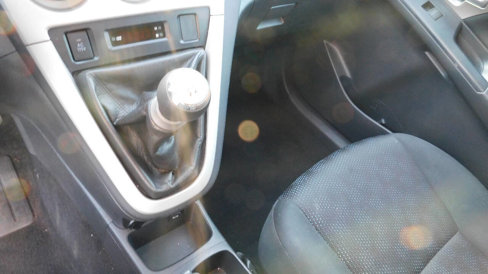 Used 2010 Toyota Matrix S image 14