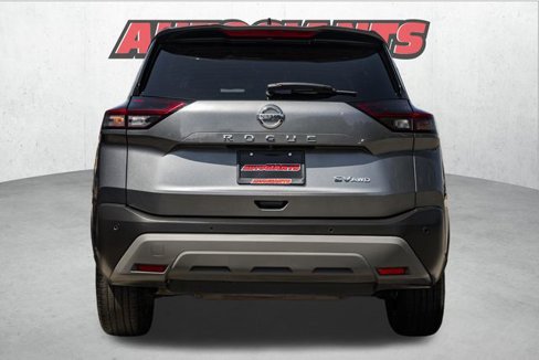 Used 2021 Nissan Rogue SV image 8