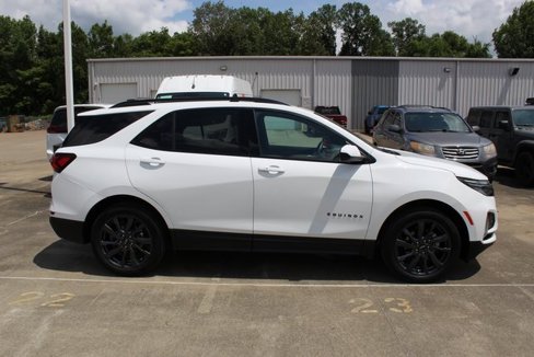 Used 2023 Chevrolet Equinox RS image 6