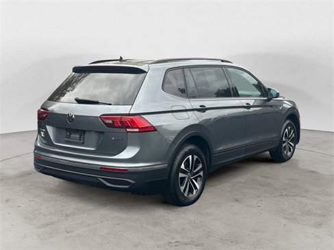 Used 2022 Volkswagen Tiguan S image 5