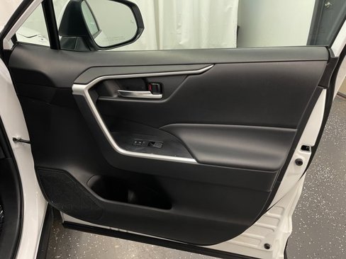 Certified 2024 Toyota RAV4 XLE image 7