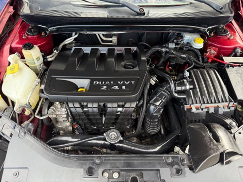 Used 2013 Chrysler 200 Touring image 7