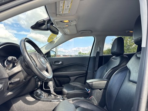 Used 2018 Jeep Compass Limited w/ Navigation Group image 11