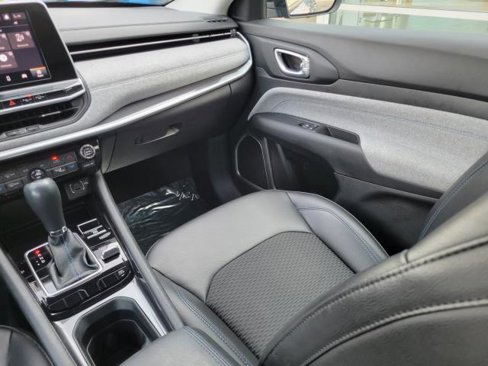 Used 2022 Jeep Compass Latitude w/ Convenience Group image 15