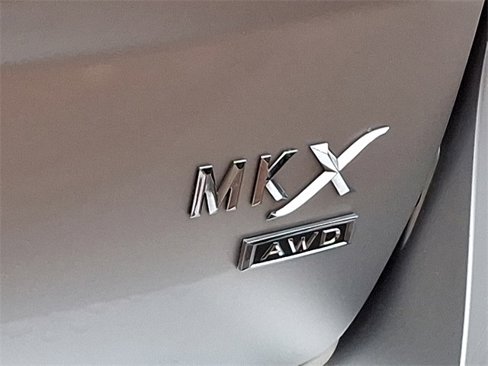 Used 2013 Lincoln MKX AWD image 33