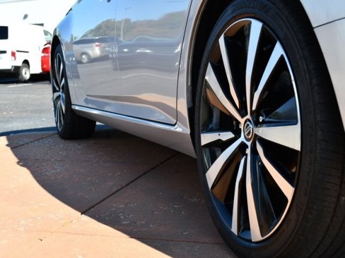 Used 2022 Nissan Altima 2.5 SR image 9