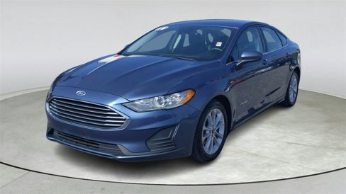 Used 2019 Ford Fusion SE image 3
