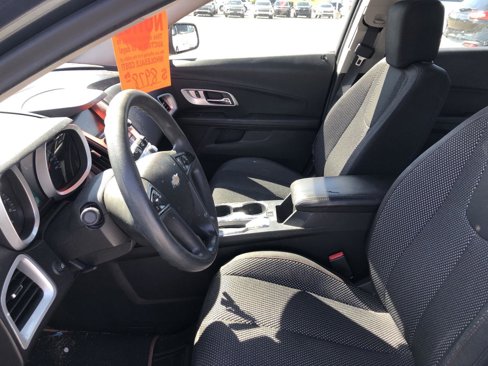 Used 2017 Chevrolet Equinox LS image 22