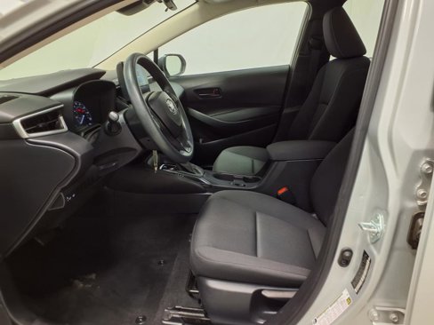 Used 2023 Toyota Corolla LE image 26