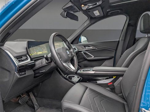 Used 2025 BMW X1 xDrive28i image 10