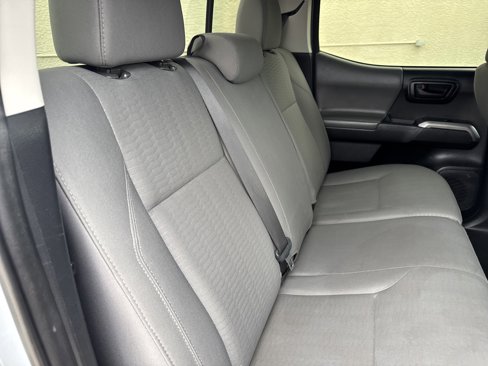Used 2019 Toyota Tacoma SR5 image 13