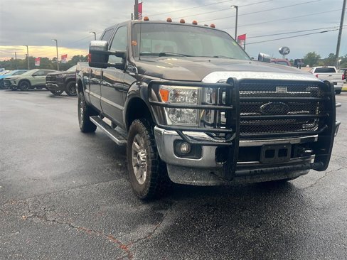 Used 2016 Ford F250 XLT w/ XLT Premium Package image 4