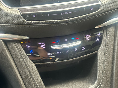 Used 2018 Cadillac XT5 Premium Luxury image 32