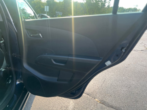 Used 2015 Chevrolet Sonic LT image 31