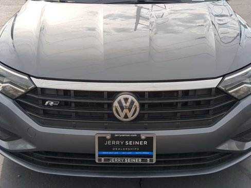 Used 2019 Volkswagen Jetta R-Line image 9