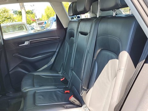 Used 2013 Audi Q5 3.0T Premium Plus w/ Audi MMI Navigation Plus Pkg image 28