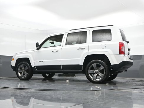 Used 2015 Jeep Patriot High Altitude image 39
