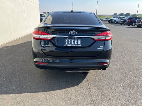 Used 2017 Ford Fusion SE w/ Equipment Group 201A image 18