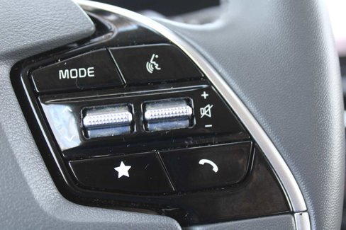 Certified 2023 Kia Niro EX Touring image 32