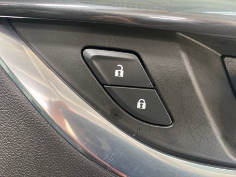 Used 2020 Buick Enclave Essence w/ Sport Touring Edition image 32