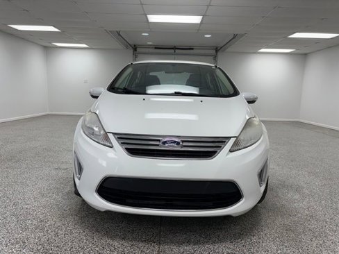 Used 2012 Ford Fiesta SEL image 2