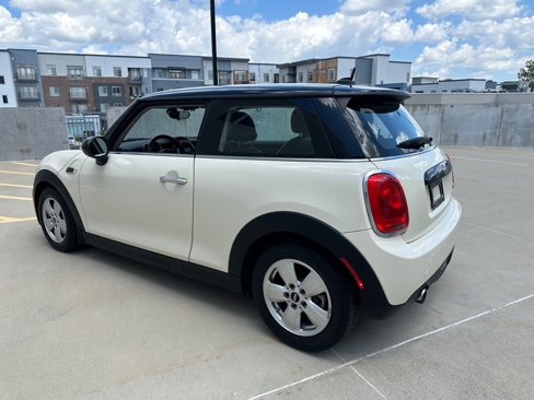 Used 2016 MINI Cooper 2-Door Hardtop image 3