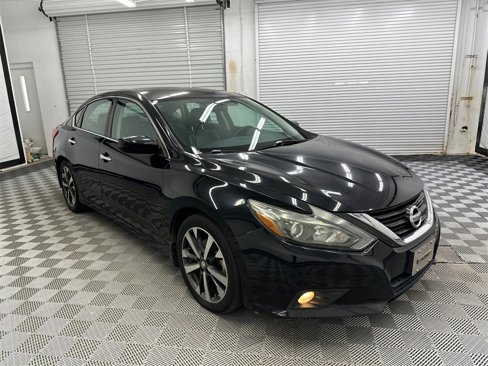Used 2016 Nissan Altima 2.5 SR image 7