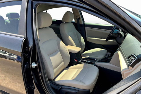 Used 2017 Hyundai Elantra Value Edition image 7