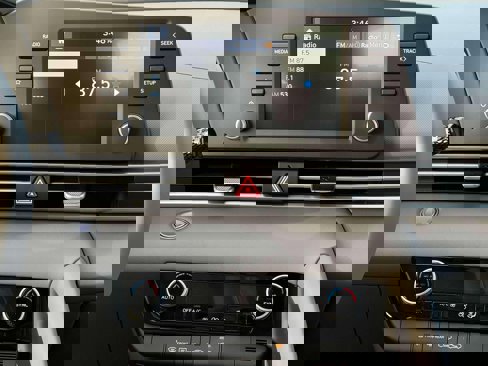 New 2025 Hyundai Elantra Sport w/ Cargo Package image 19
