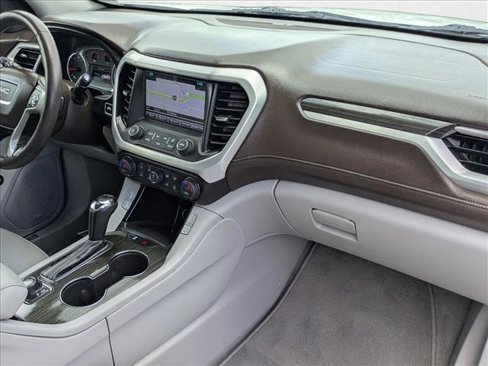 Used 2017 GMC Acadia SLT image 23