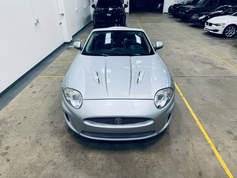 Used 2010 Jaguar XKR R image 2