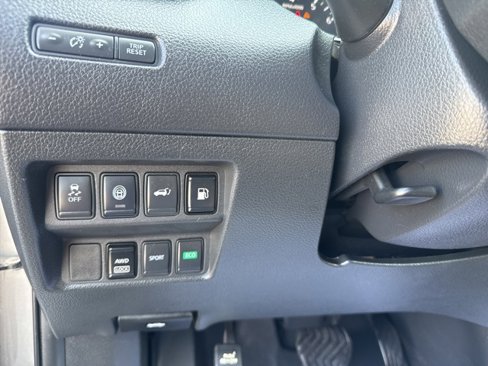 Used 2019 Nissan Rogue SV image 20