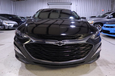 Used 2020 Chevrolet Malibu LT w/ Midnight Edition image 8