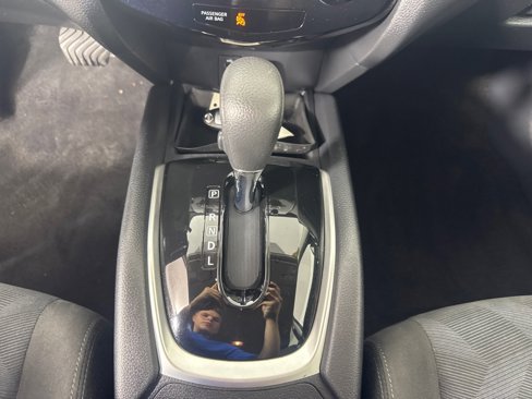 Used 2016 Nissan Rogue SV image 15