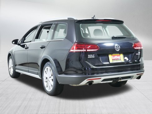 Used 2018 Volkswagen Golf Alltrack SE image 5