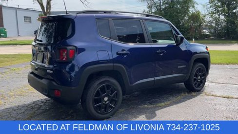 Used 2019 Jeep Renegade Latitude w/ Cold Weather Group image 8