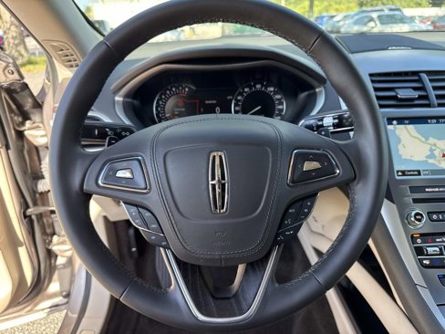 Used 2018 Lincoln MKZ Reserve image 26