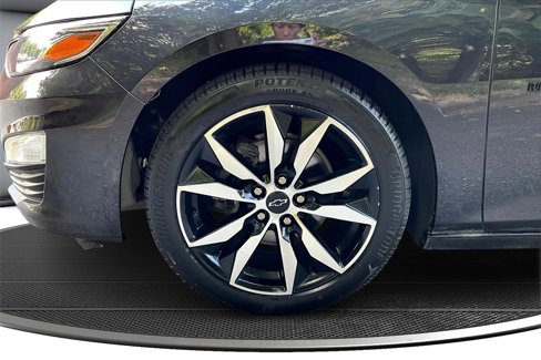 Used 2022 Chevrolet Malibu RS image 30