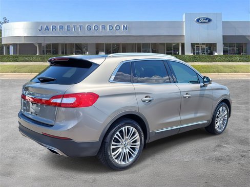 Used 2016 Lincoln MKX Reserve w/ Cargo Utility Package image 4