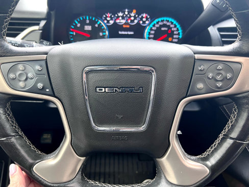 Used 2019 GMC Yukon Denali w/ Denali Ultimate Package image 28