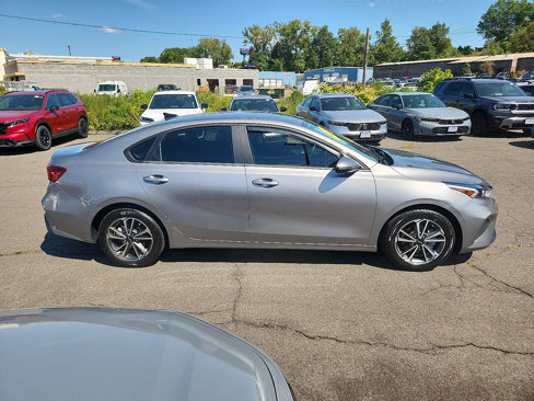 Used 2023 Kia Forte LXS w/ LXS Technology Package image 7