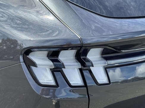 Certified 2021 Ford Mustang Mach-E Premium image 8