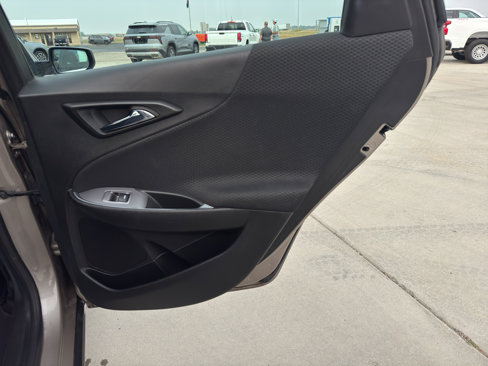 Used 2024 Chevrolet Malibu LT image 19