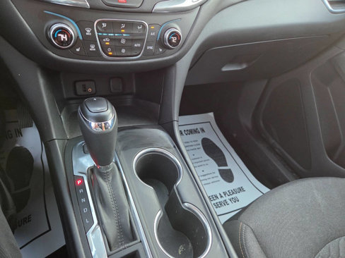 Used 2018 Chevrolet Equinox LT image 15