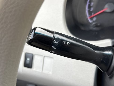 Used 2012 Toyota Sienna LE image 19