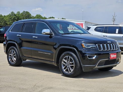 Used 2019 Jeep Grand Cherokee Limited w/ Luxury Group II image 2