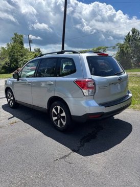 Used 2018 Subaru Forester 2.5i w/ Alloy Wheel Package image 8