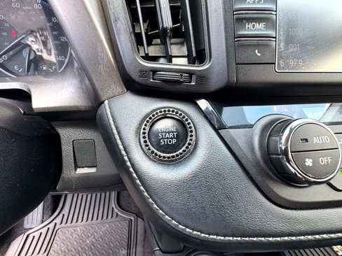 Used 2018 Toyota RAV4 XLE image 27