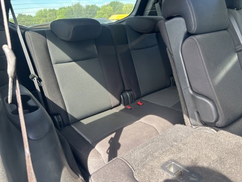 Used 2020 Nissan Pathfinder SV image 27