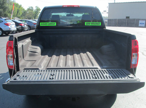 Used 2016 Nissan Frontier S image 9
